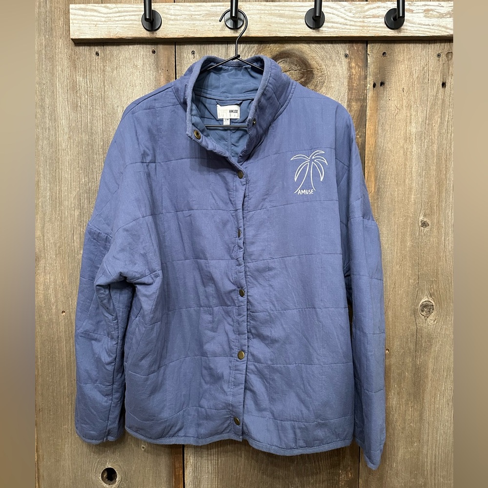 NWOT Amuse Society + Beachly Sea Breeze Quilted Jacket in Blue Size S/M Women’s